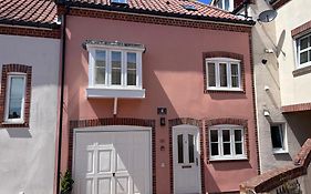 Poppyline Mews